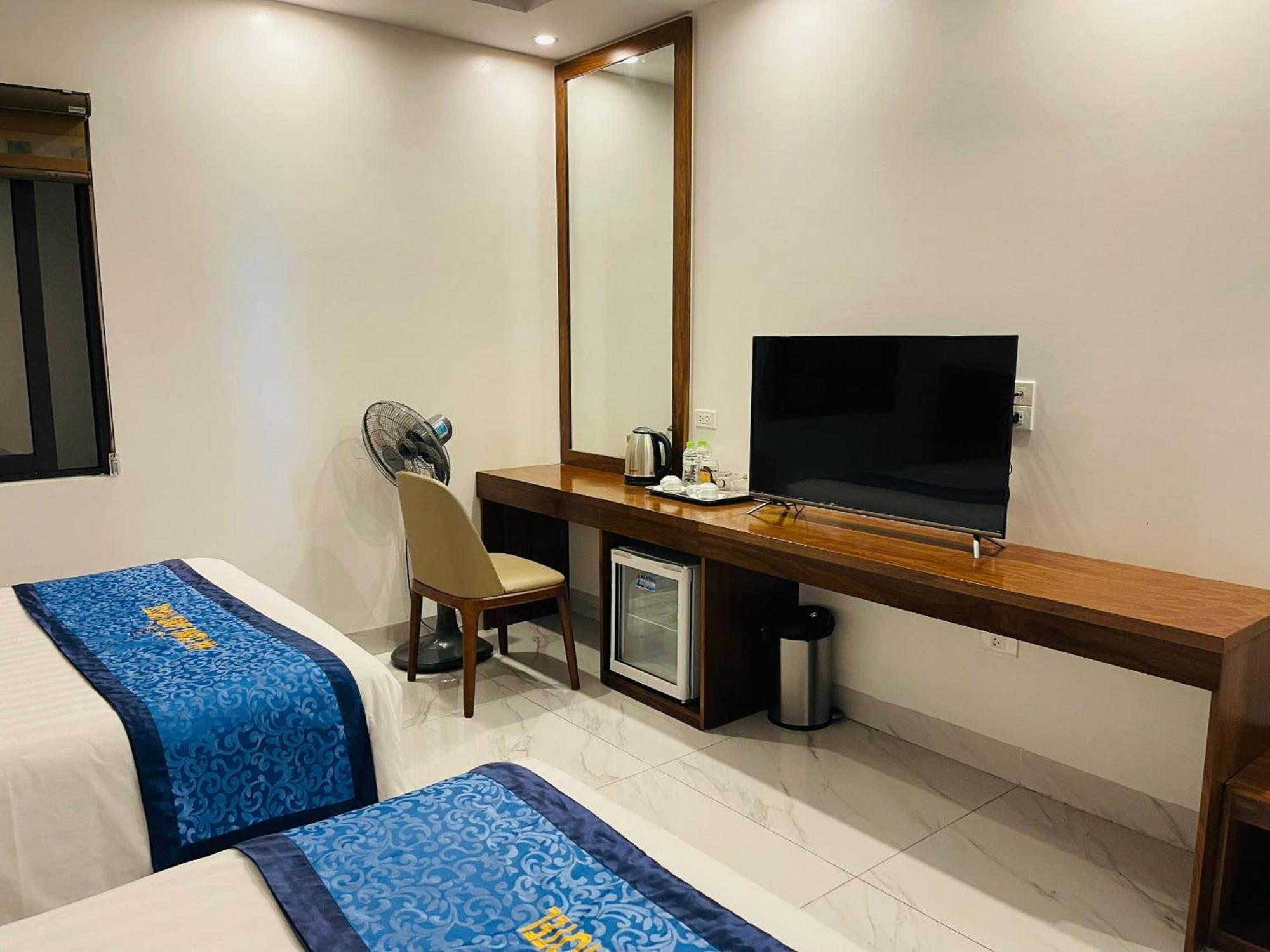 Ha Long Land Hotel Bagian luar foto